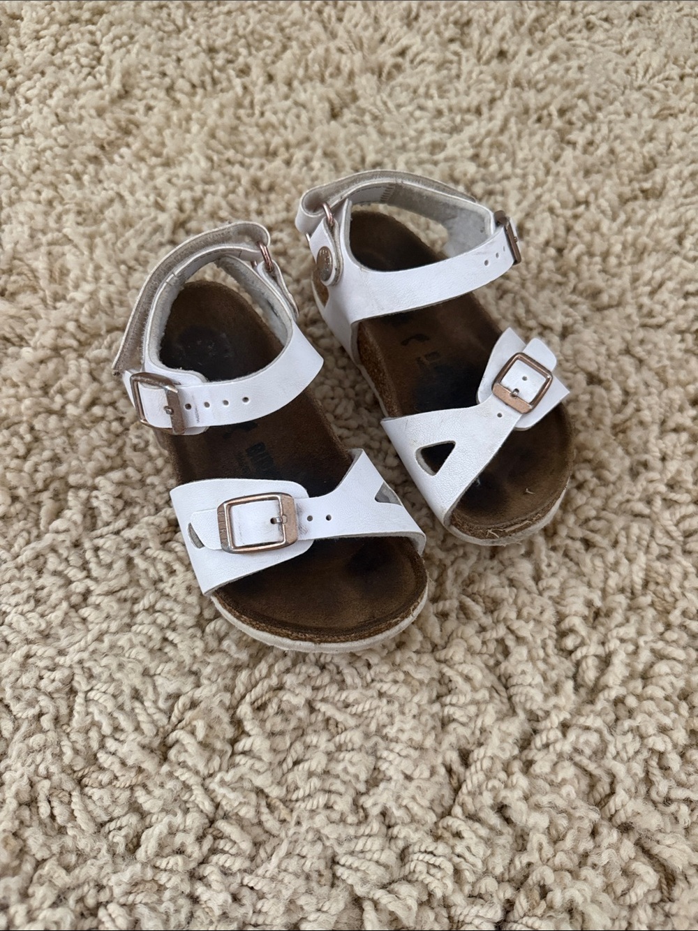 Birkenstocks toddler size 24